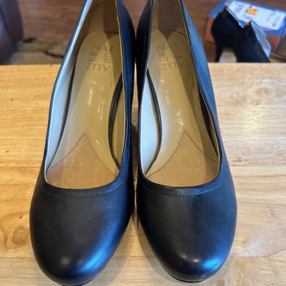 Naturalizer Shoes- Size 10